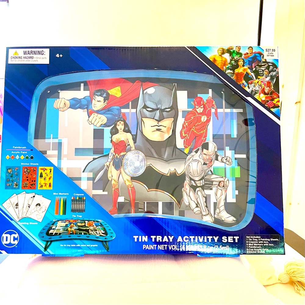 DC Justice League Tin Tray NEW
Activity Set Model # MONO004H
